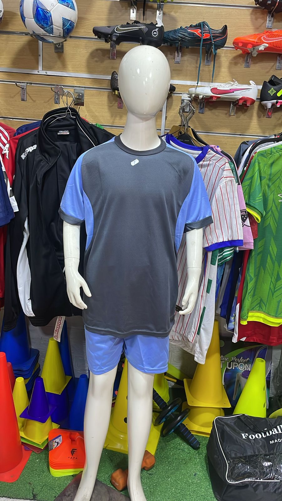 Ensemble Maillot et Short de Football "Simple" – Image 15