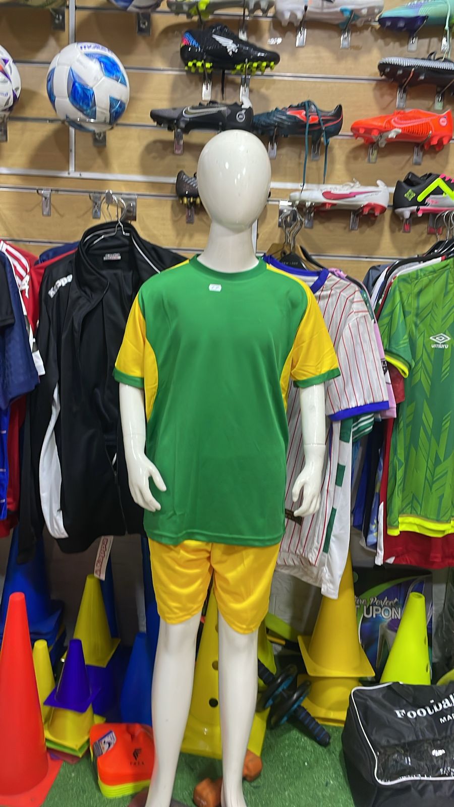 Ensemble Maillot et Short de Football "Simple" – Image 14