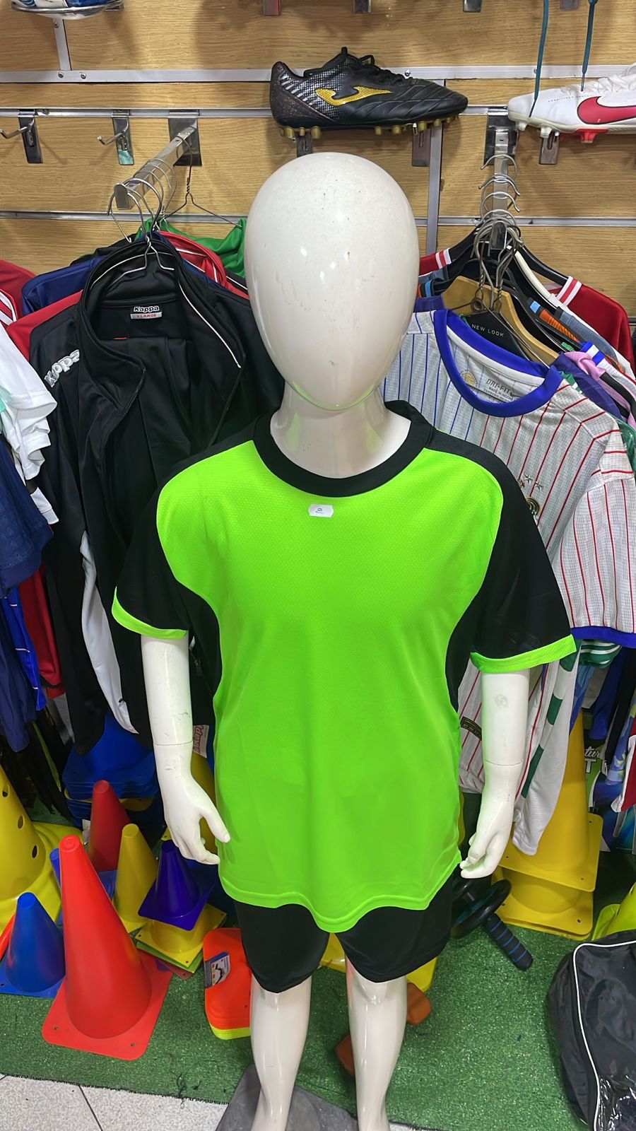 Ensemble Maillot et Short de Football "Simple" – Image 3