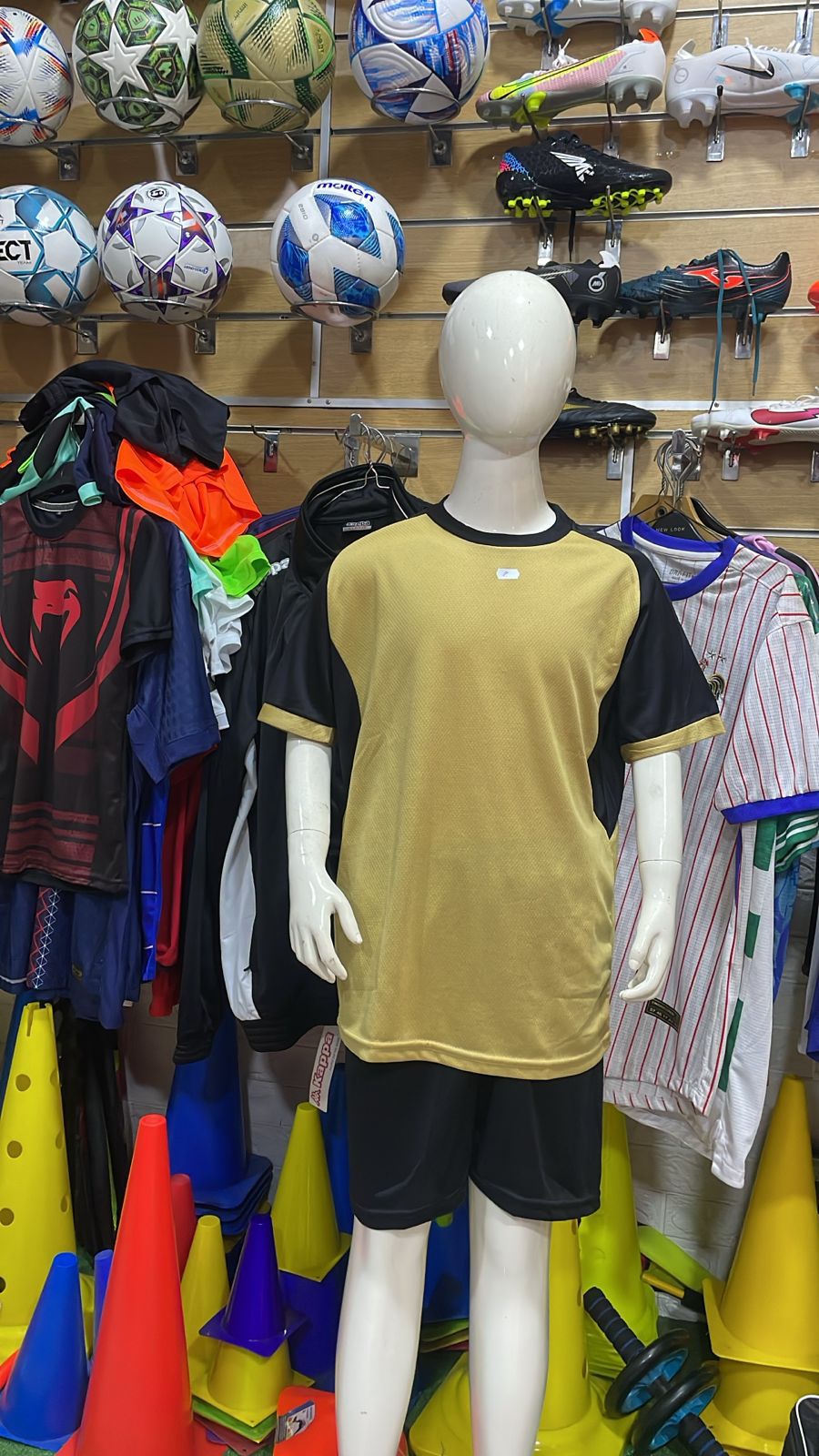 Ensemble Maillot et Short de Football "Simple" – Image 5