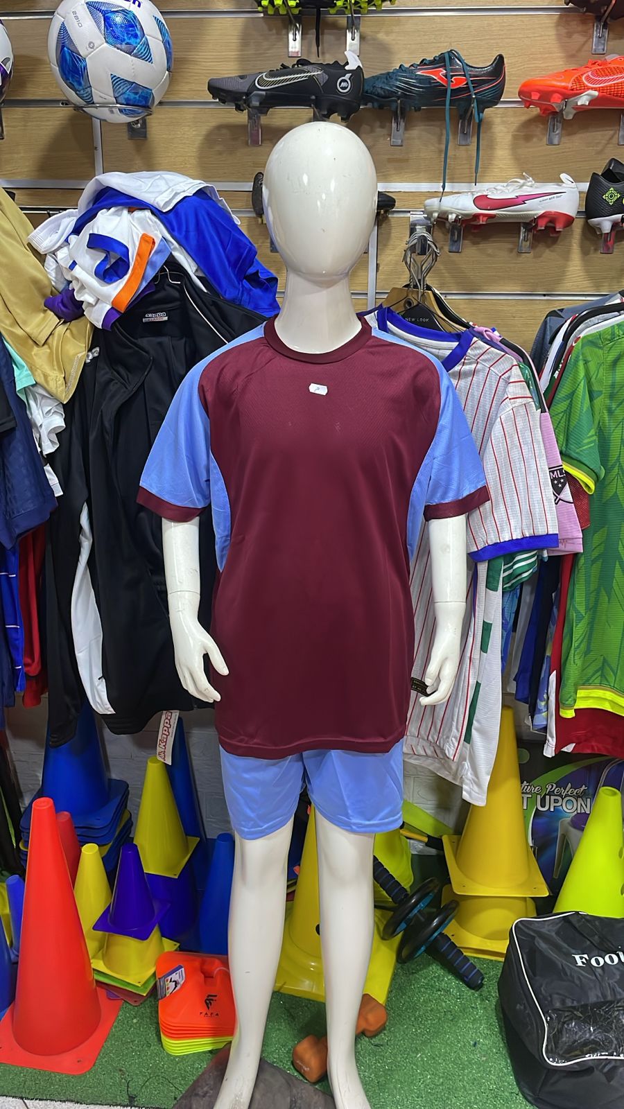 Ensemble Maillot et Short de Football "Simple" – Image 7