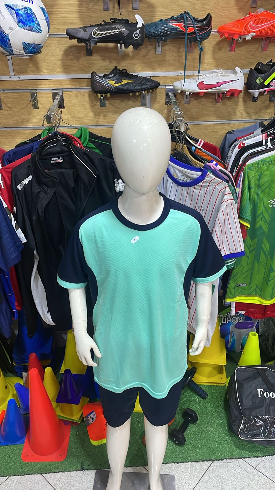 Ensemble Maillot et Short de Football "Simple" – Image 10