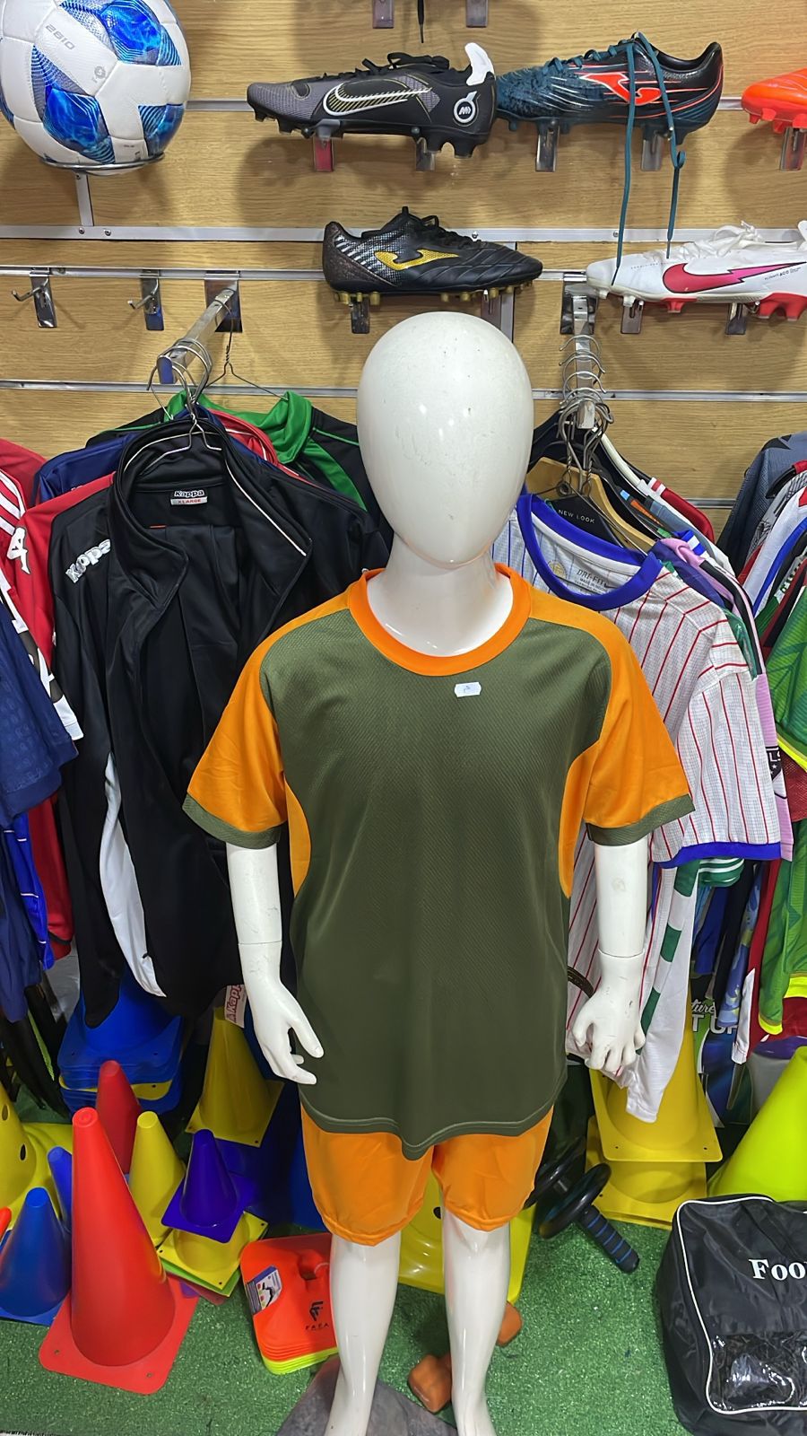 Ensemble Maillot et Short de Football "Simple" – Image 11