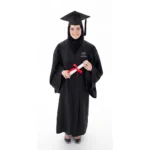 Tenue de remise de diplômes professionnelle Maroc – toque et robe universitaire MeetPro