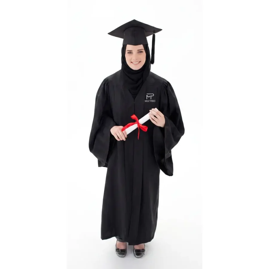 Tenue de remise de diplômes professionnelle Maroc – toque et robe universitaire MeetPro